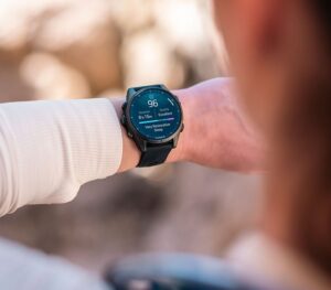 Garmin Fēnix® 8 - 43 mm AMOLED Sapphire - GPS Multisport – Bild 3